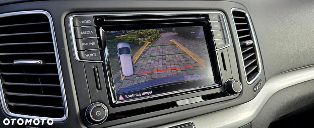 Volkswagen Sharan 2.0 TDI BMT Comfortline DSG - 25