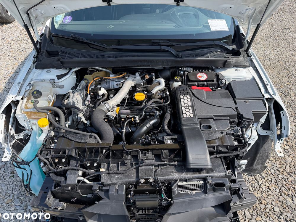 Renault Megane ENERGY TCe 205 EDC GT - 8