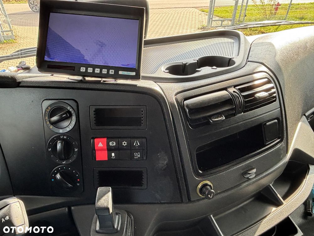 Mercedes-Benz ATEGO 1524  EURO 6 (1527, 1530) kontener z windą , idealny stan , z Niemiec - 30