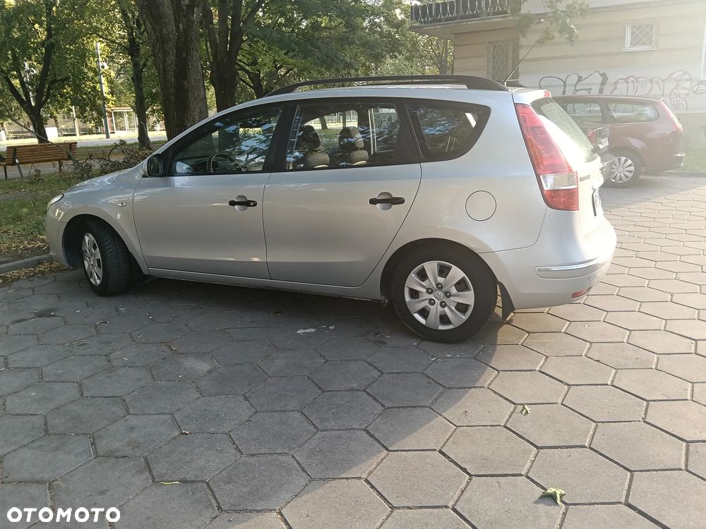 Hyundai i30 1.6 Classic - 5