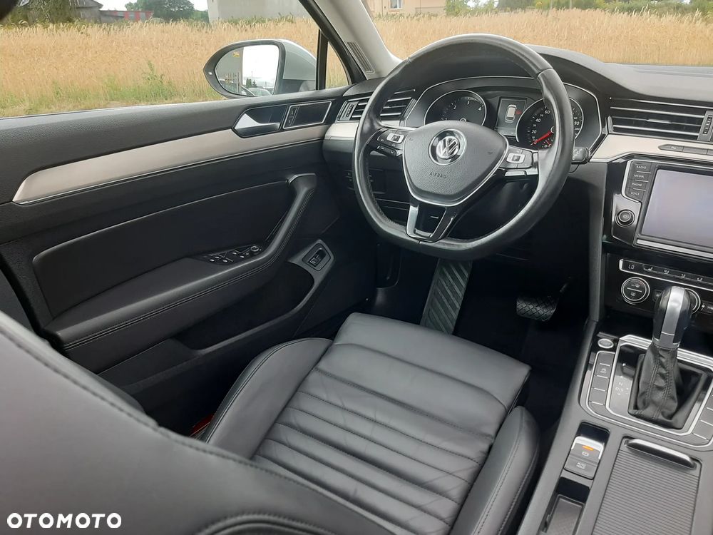 Volkswagen Passat 1.6 TDI (BlueMotion Technology) DSG Comfortline - 34
