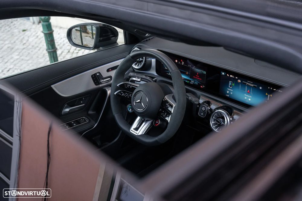 Mercedes-Benz A 35 AMG 4Matic - 14