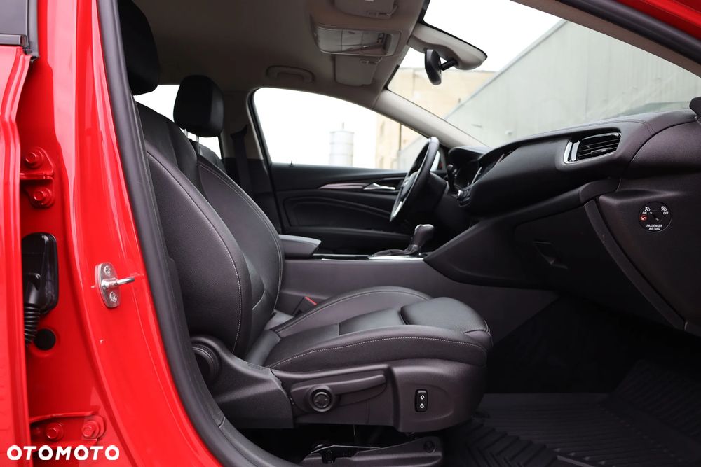 Opel Insignia 1.5 T GPF Exclusive S&S - 28