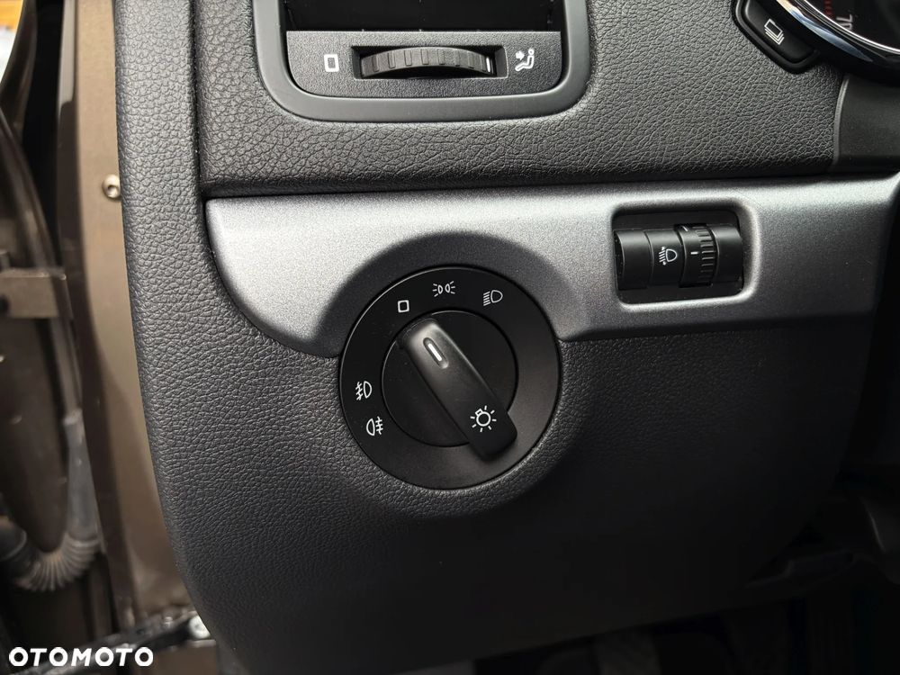 Skoda Yeti 1.4 TSI Ambition PLUS EDITION - 25