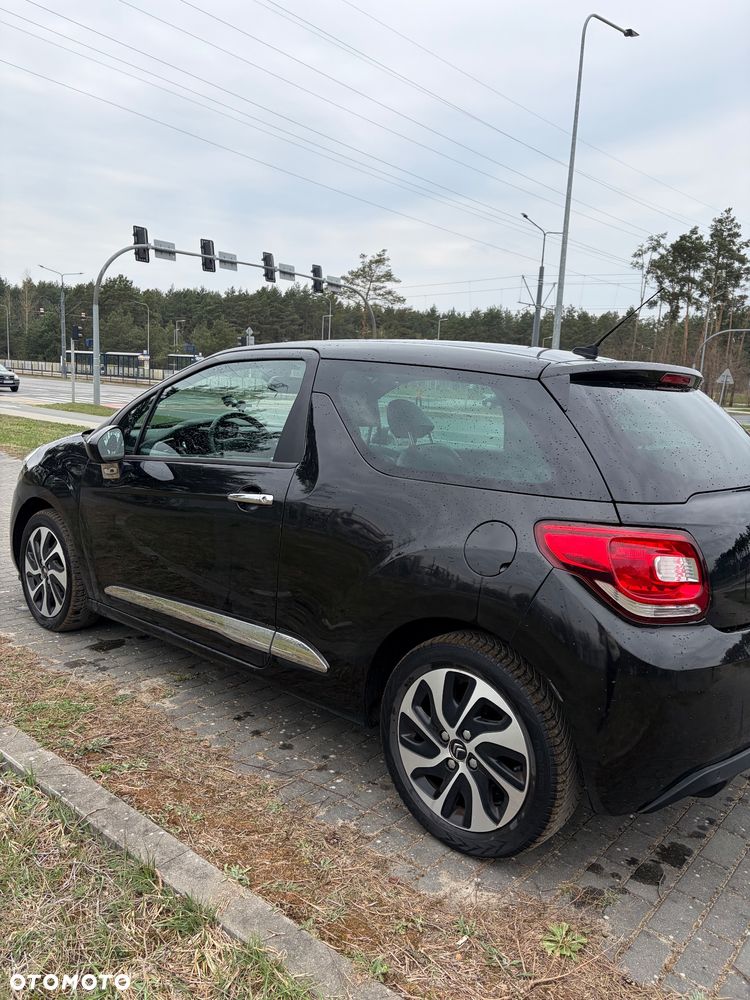 Citroën DS3 1.6 e-HDi SoChic - 8