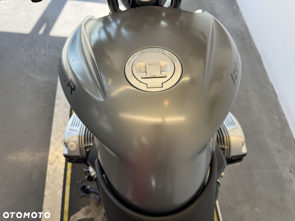 BMW R - 28