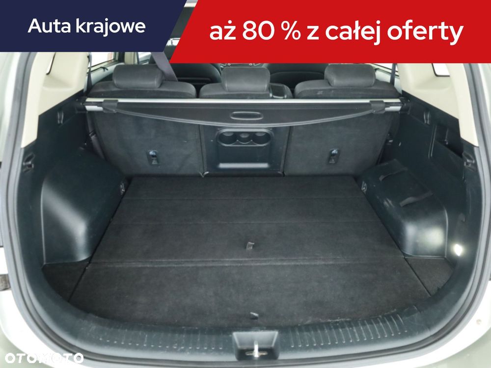 Kia Carens - 20