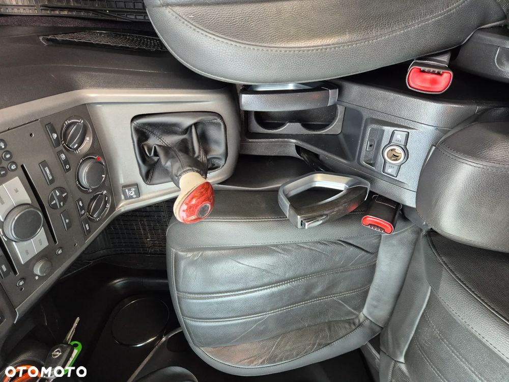 Opel Antara 2.4 4x4 Cosmo - 28