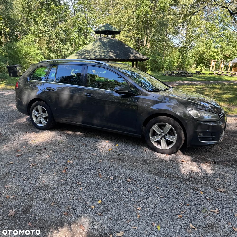 Volkswagen Golf - 5