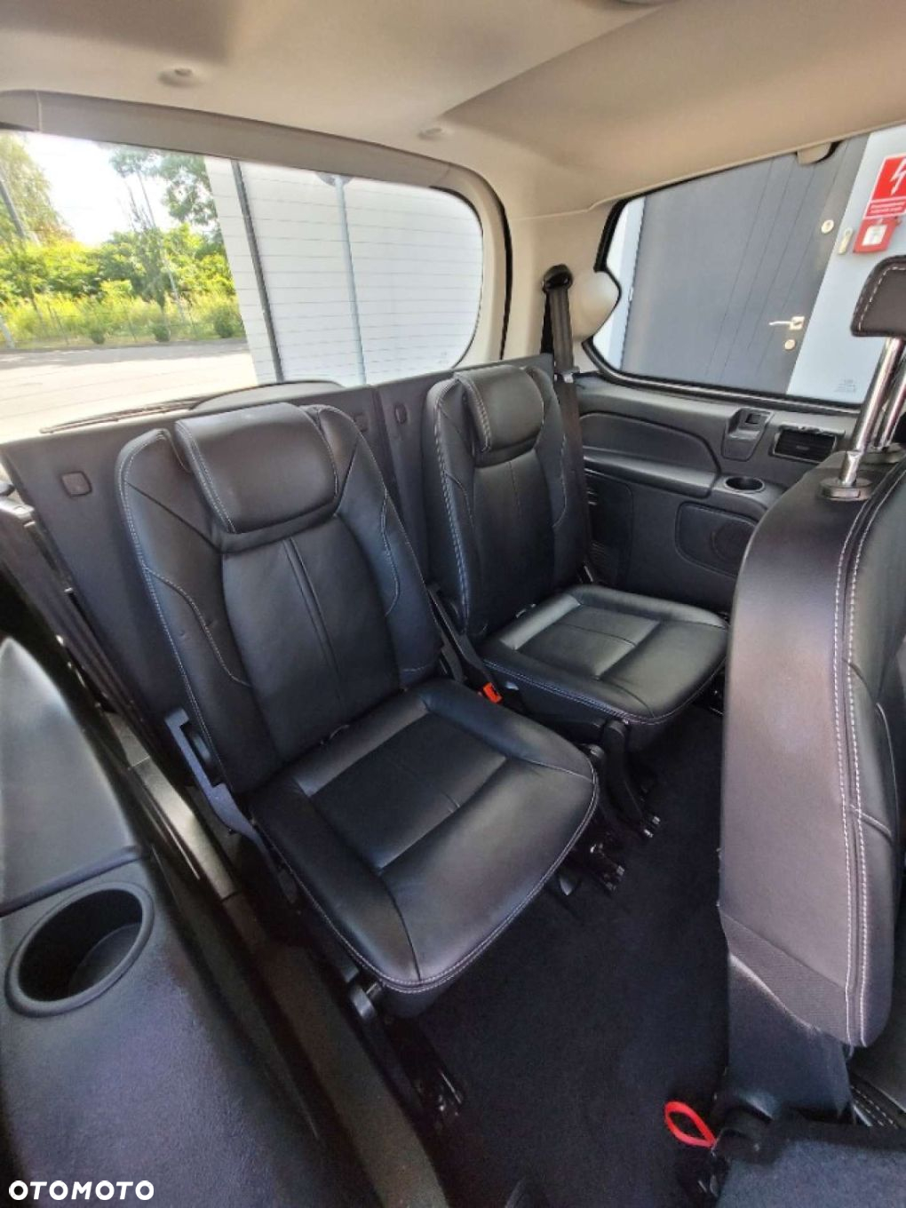 Ford Galaxy - 19