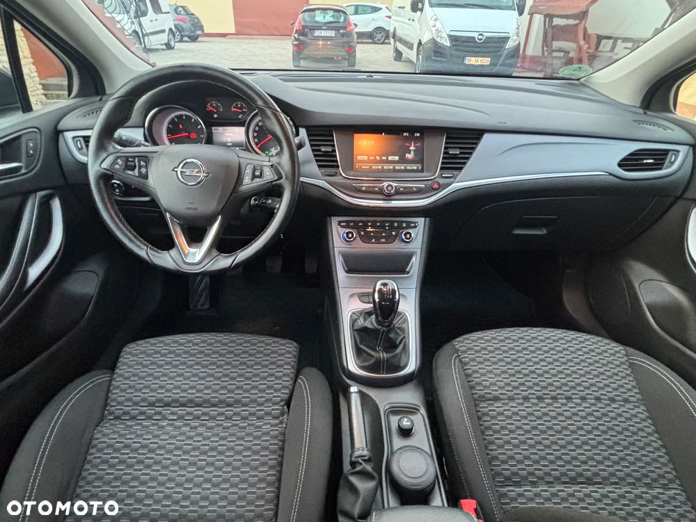 Opel Astra 1.4 Turbo Cosmo - 5