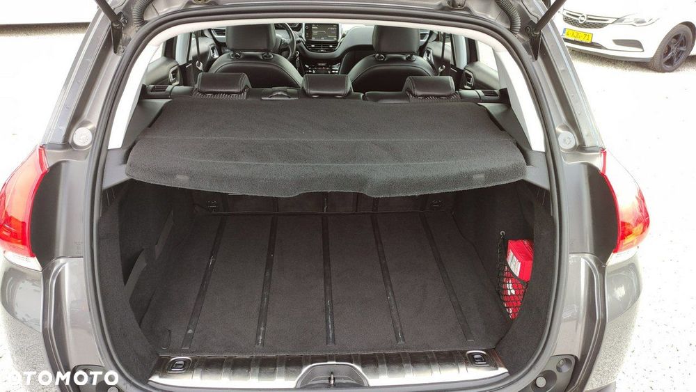 Peugeot 2008 - 6