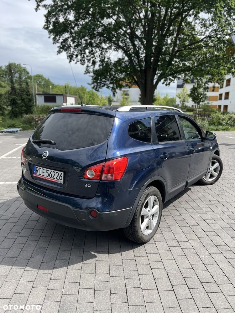 Nissan Qashqai+2 - 3
