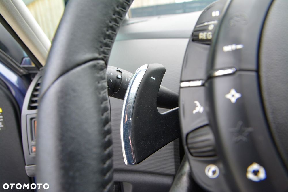 Citroën C4 Grand Picasso - 32