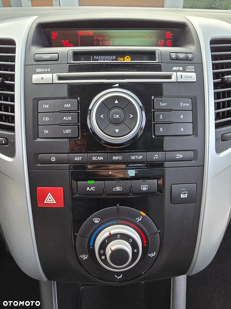 Kia Venga 1.4 CVVT ISG Spirit - 11