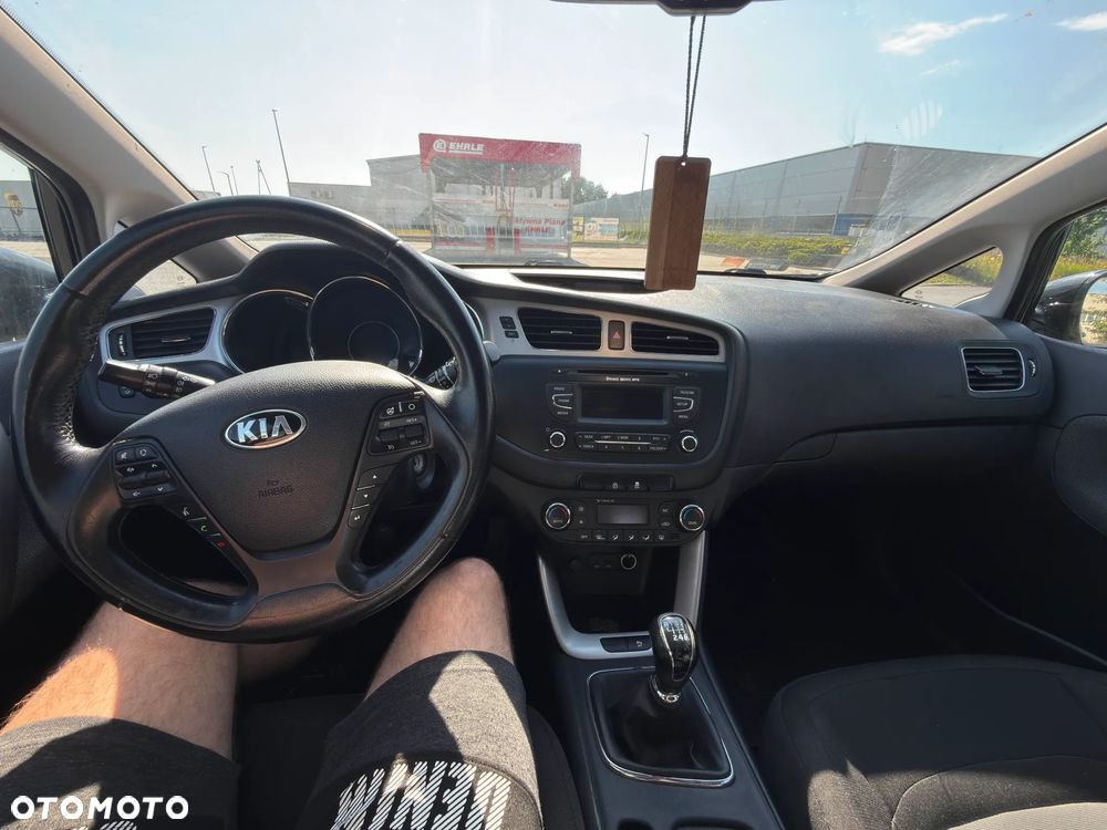 Kia Ceed 1.6 GDI L - 5
