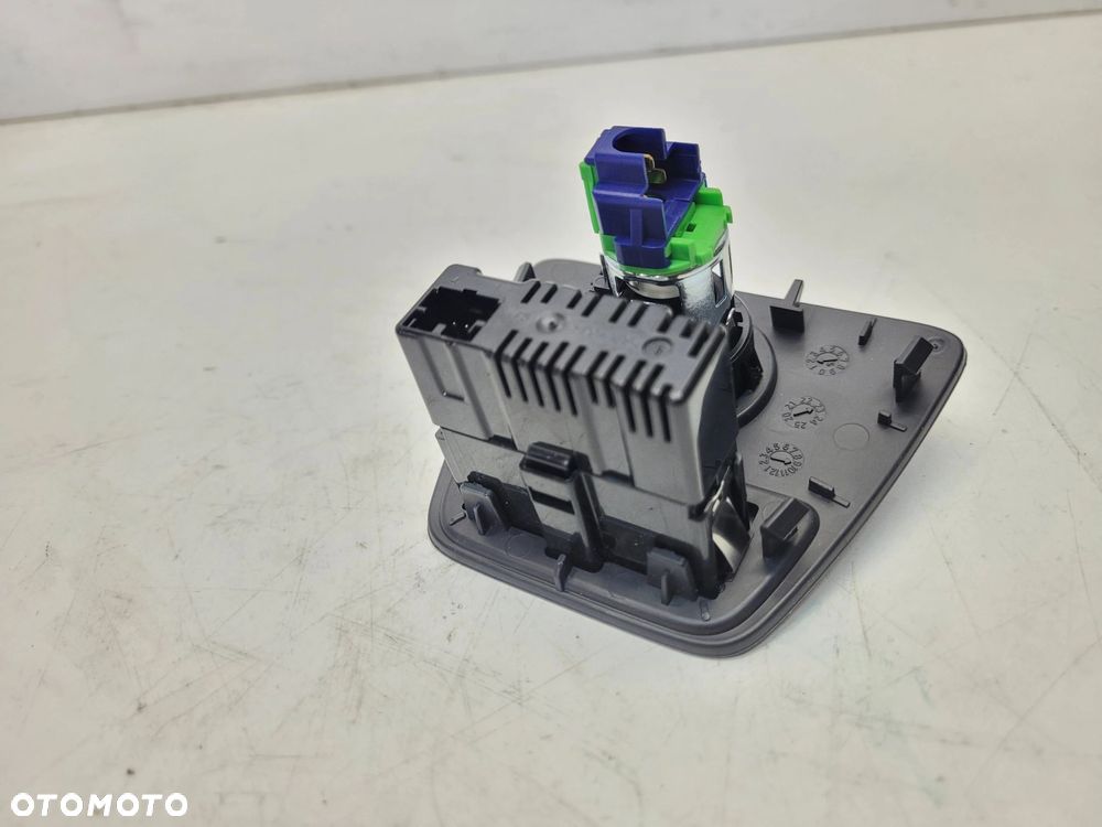 WEJŚCIE GNIAZDO PORT USB TYP C TYŁ AUDI Q4 E-TRON 89A863324A 2G6035954 - 5