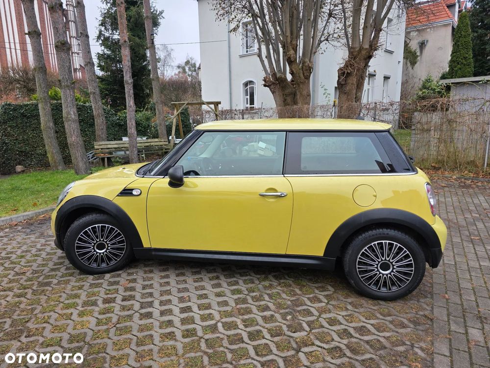 MINI ONE Minimalism - 2