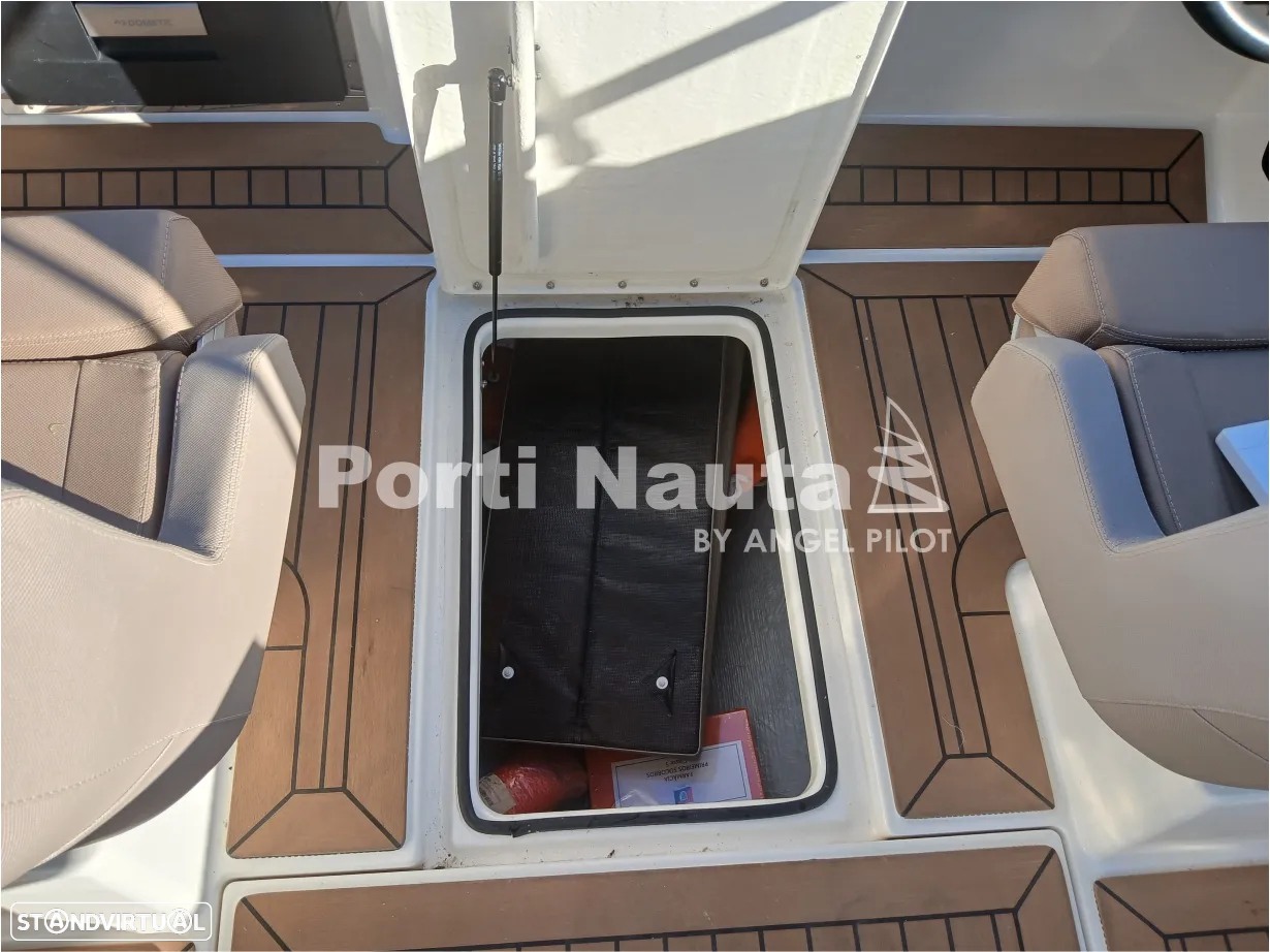 Quicksilver Activ 605 Bowrider - 16