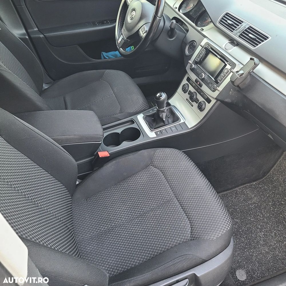 Volkswagen Passat Variant 1.6 TDI BlueMotion Technology Comfortline - 7