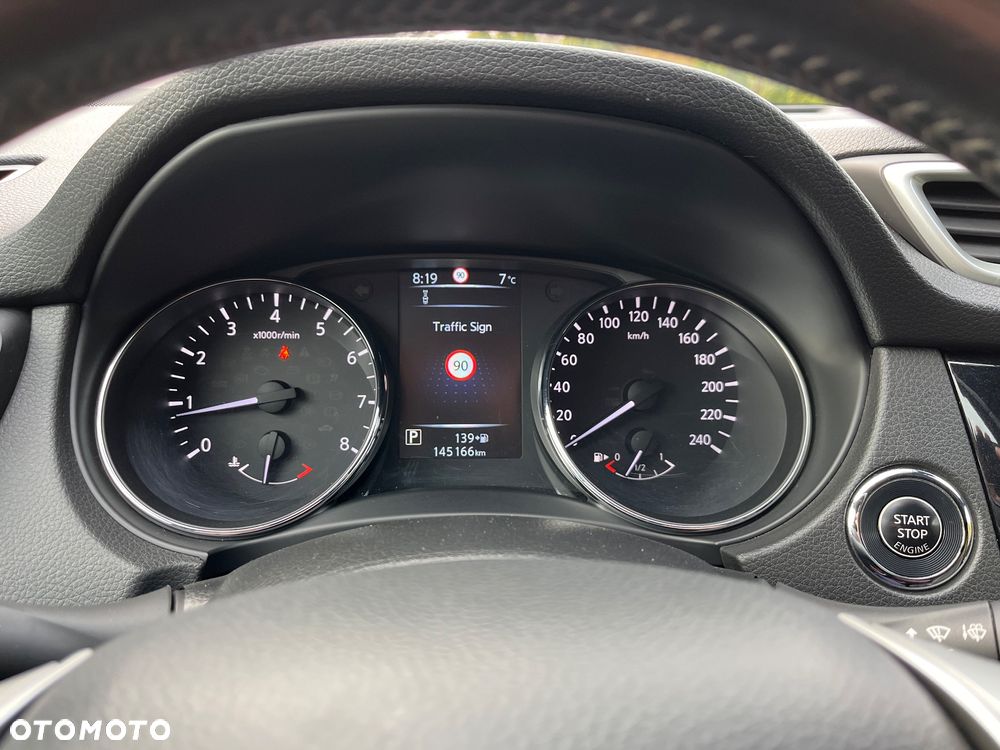 Nissan Qashqai - 30