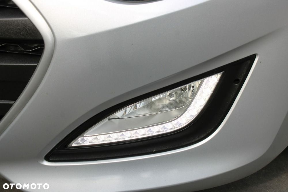 Hyundai i30 1.4 YES - 34