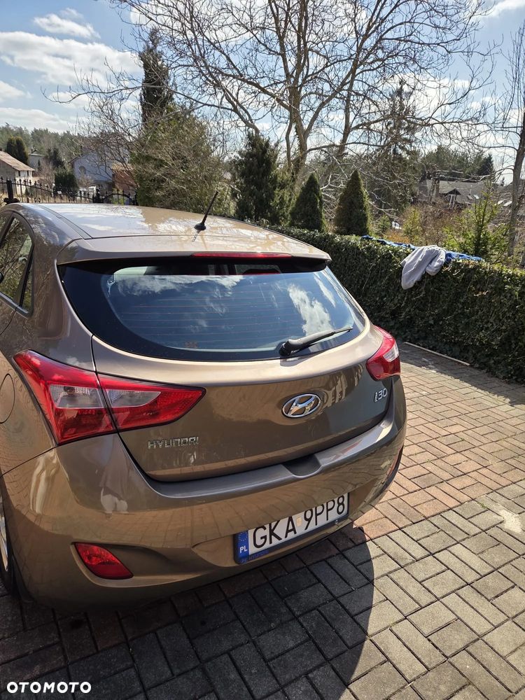 Hyundai i30 1.6 Comfort - 4