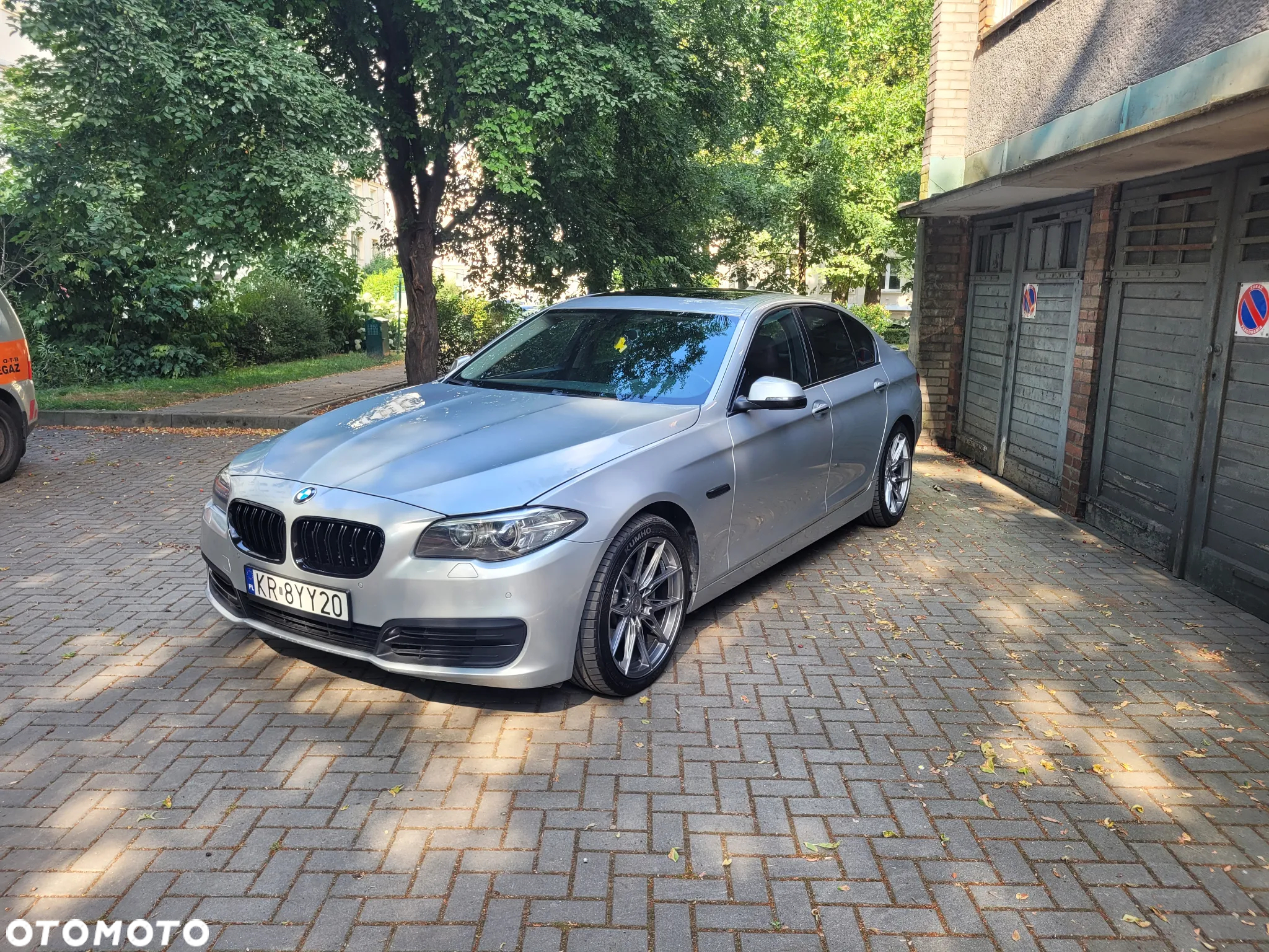BMW Seria 5 - 12