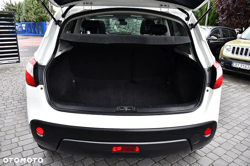 Nissan Qashqai 1.6 Tekna - 23