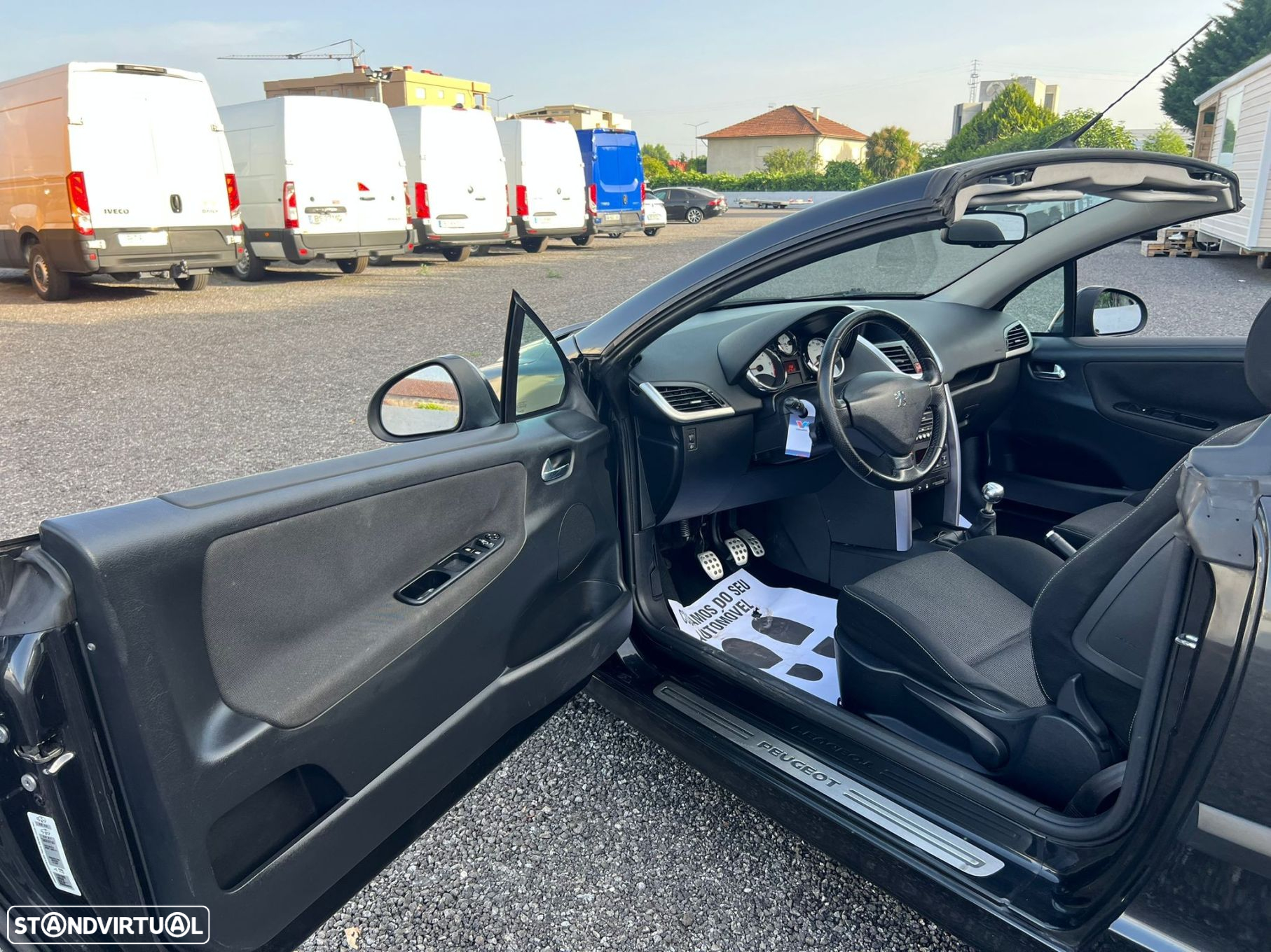 Peugeot 207 CC 1.6 HDi FAP - 14