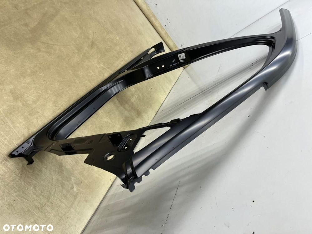 Poszycie VW Caddy 4 IV 2k Connect MK3 20r.- prawy słupek przedni rama drzwi bok poszycie próg - 2