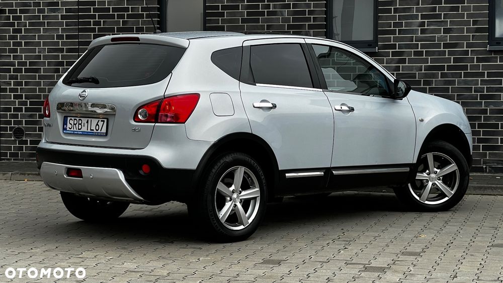 Nissan Qashqai 2.0 dCi 4 x 4 DPF tekna - 23