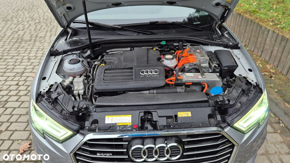 Audi A3 Sportback 1.4 TFSI e-tron Sport S tronic - 13