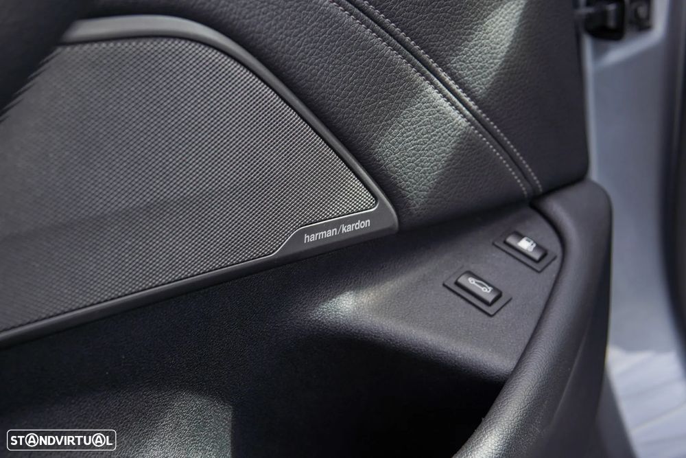 BMW 530 e Pack Desportivo M - 15