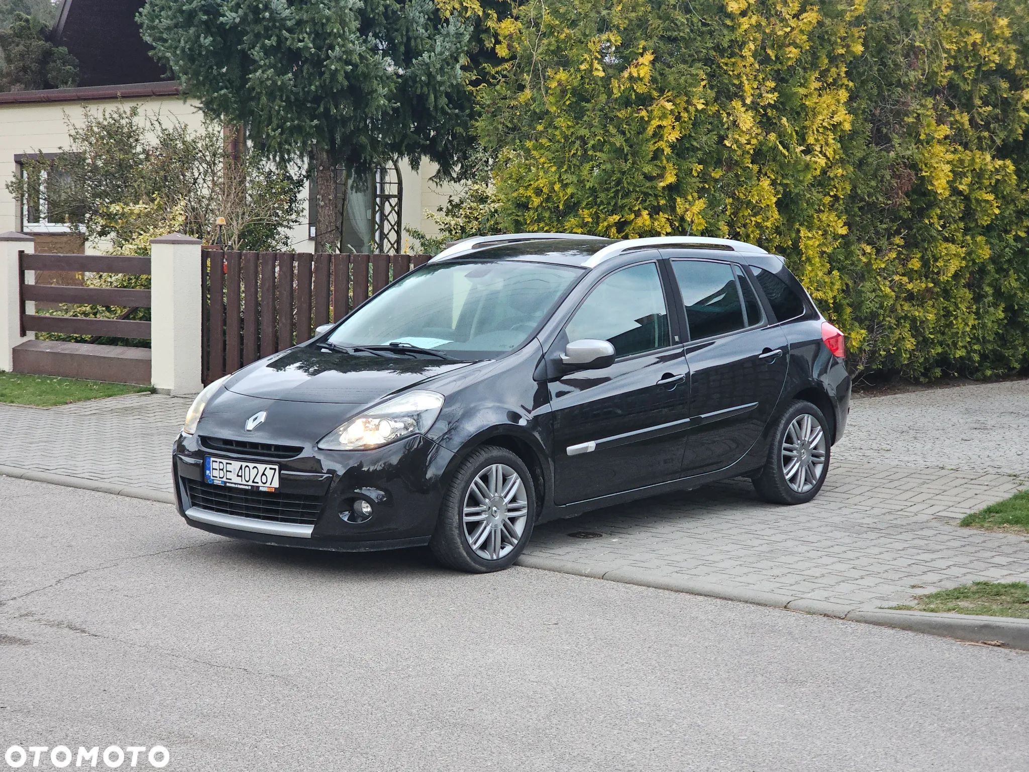 Renault Clio TCe 100 Grandtour Night and Day - 24