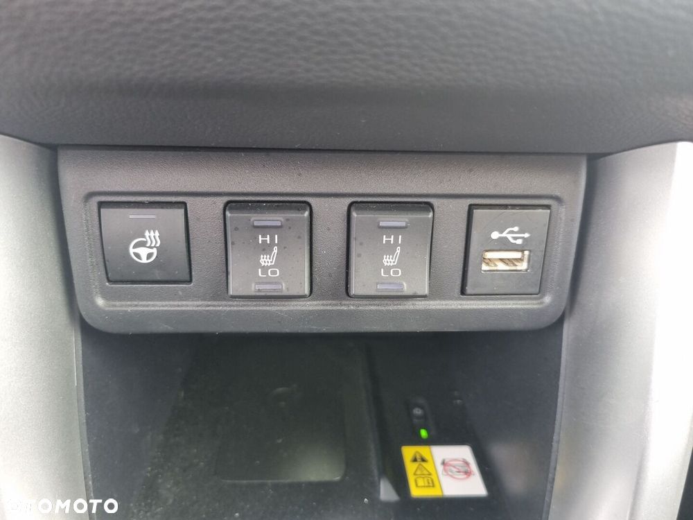 Toyota Corolla Cross - 22