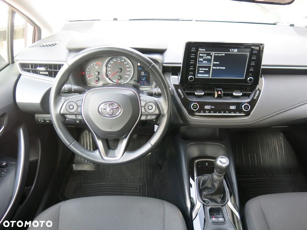 Toyota Corolla 1.6 Comfort - 9