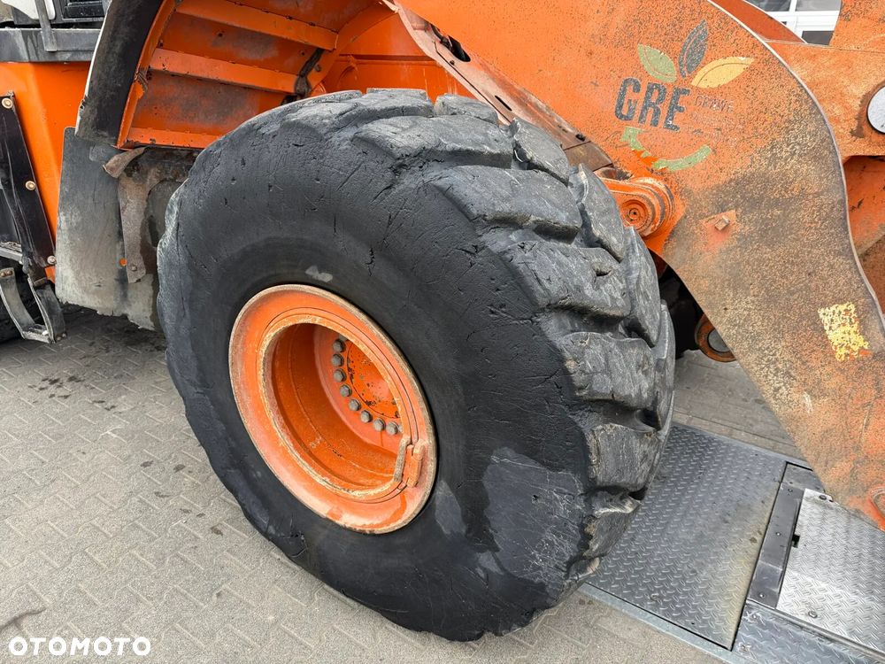 Hitachi ZW310-6 - 28