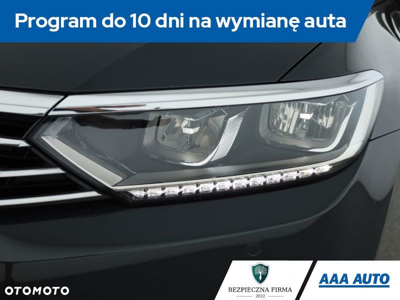 Volkswagen Passat Variant - 20