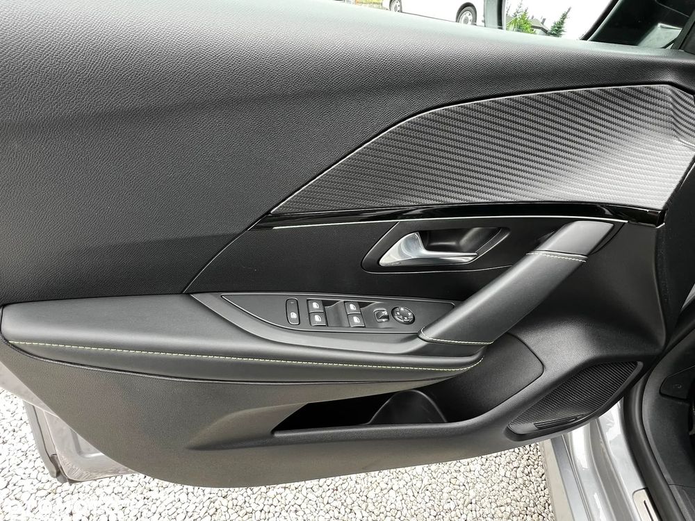 Peugeot 208 Elektromotor 136 GT Pack - 20
