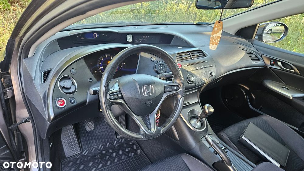 Honda Civic - 10