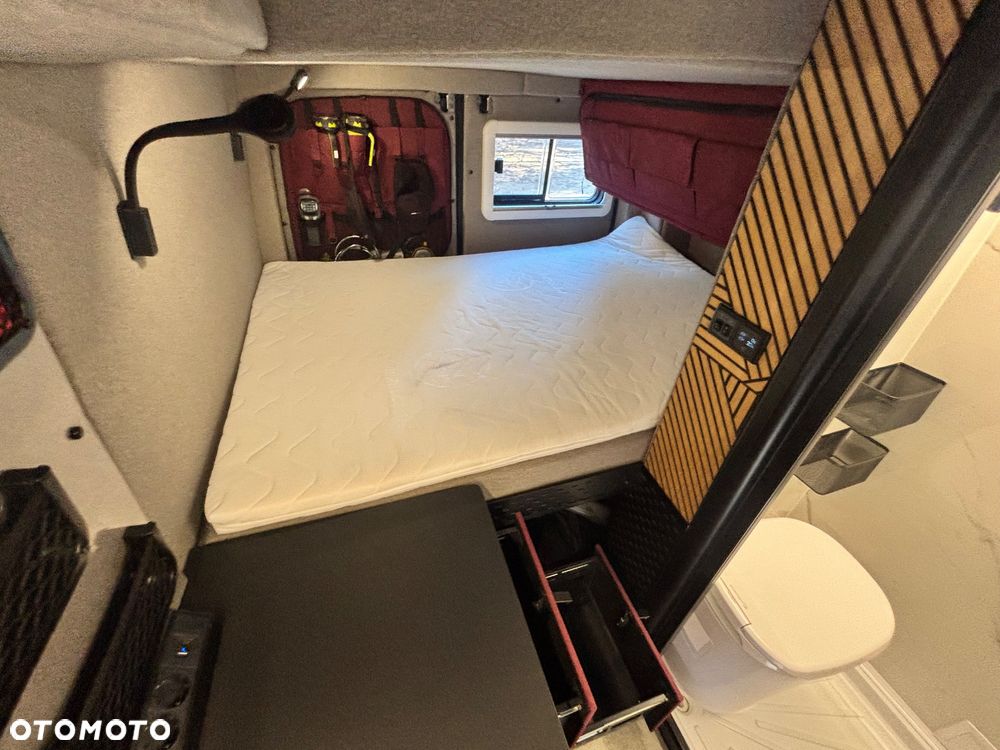 Mercedes-Benz Sprinter 4x4 - 18