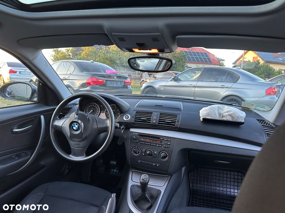 BMW Seria 1 116i - 16