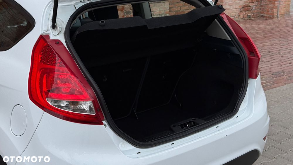 Ford Fiesta 1.25 Trend EU5 - 16