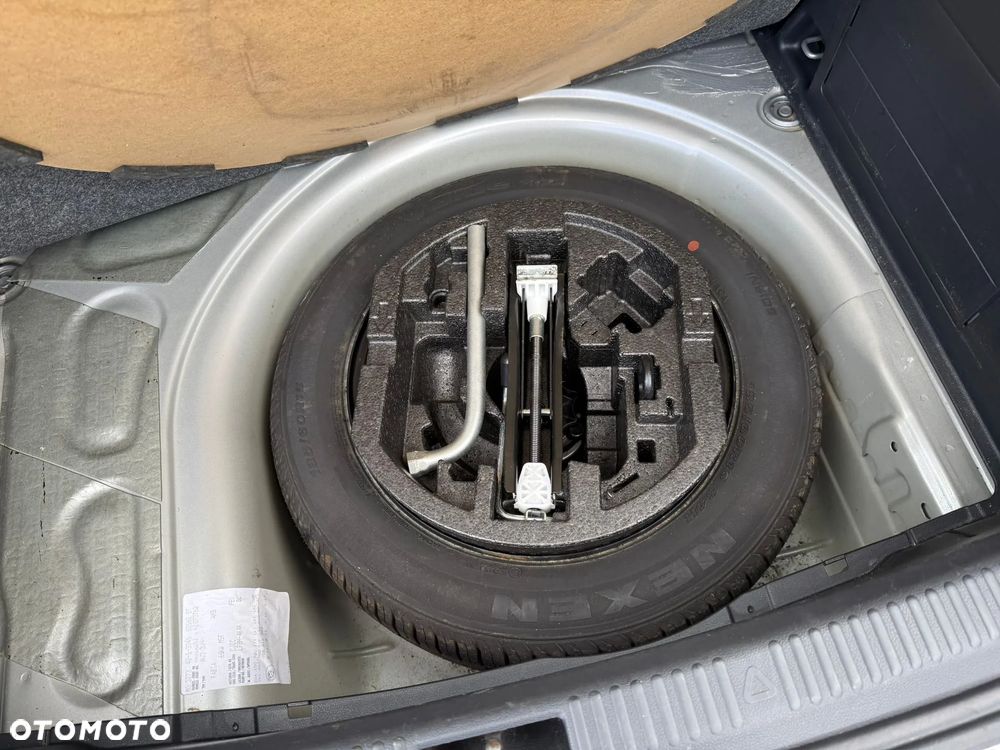 Skoda Fabia 1.2 TSI Active - 16