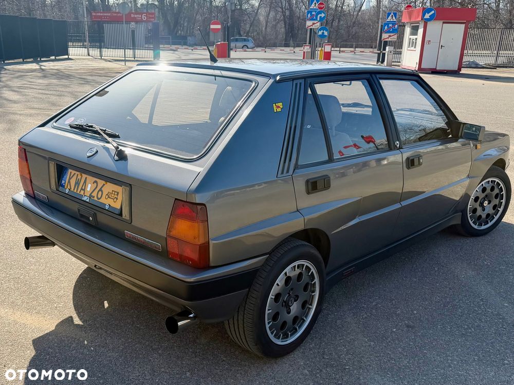 Lancia Delta - 11