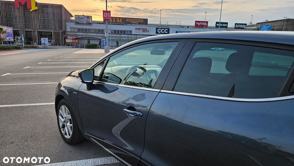 Renault Clio 0.9 Energy TCe Limited 2018 - 16