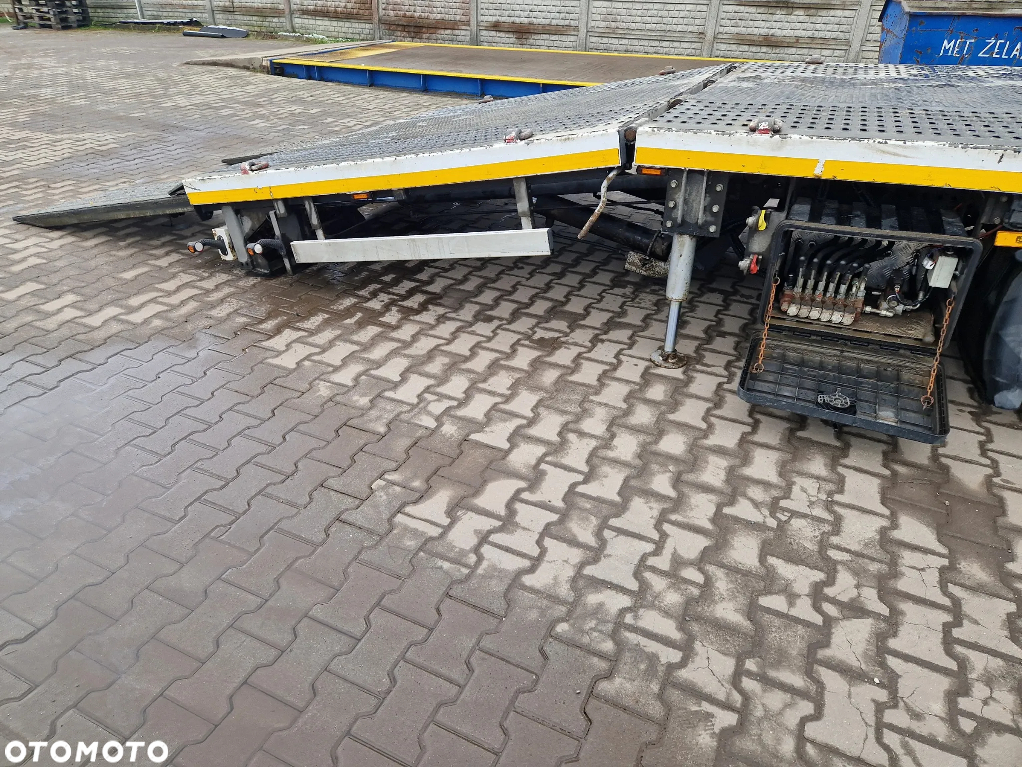 Mercedes-Benz Actros 2542 LAWETA POMOC DROGOWA NAJAZD HYDRAULICZNY 3-OSIE 6x2 KLIMA AC - 24