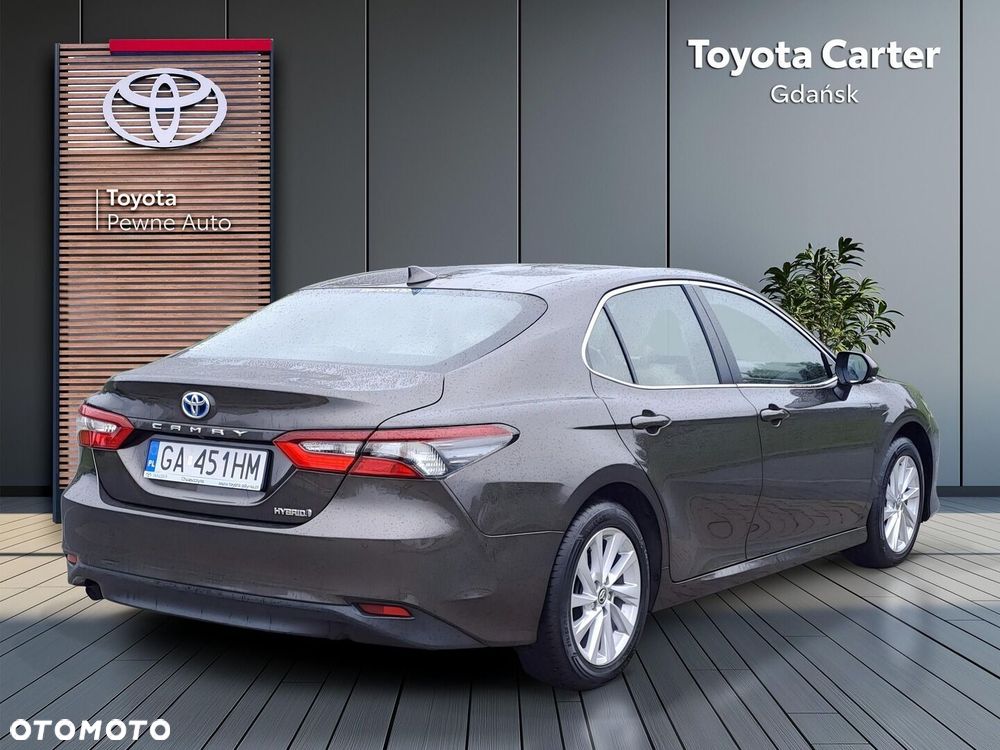 Toyota Camry 2.5 Hybrid Comfort CVT - 6