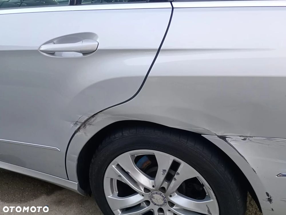 Mercedes-Benz Klasa E 200 CDI BlueEff - 12